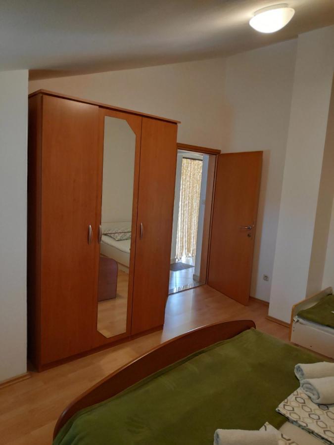 Apartments Mario Biograd Na Moru Eksteriør billede